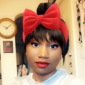 Meet your Posher, Davanique